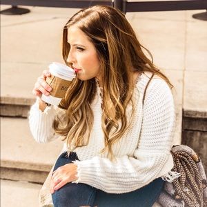 🖤 Hi Poshers, I’m Rae 🖤 welcome to my closet!